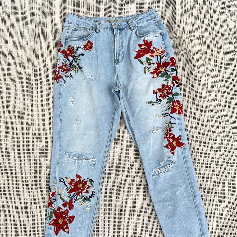 TOPSHOP Mom Jeans with Floral Embroidery